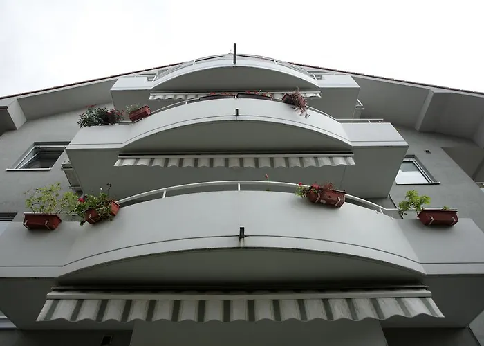 Bonus Apartments